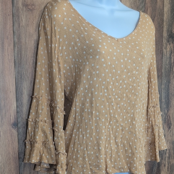 Maurices Mustard Polka Dot Blouse with Ruffle Sleeves M                     D378 - Picture 2 of 6